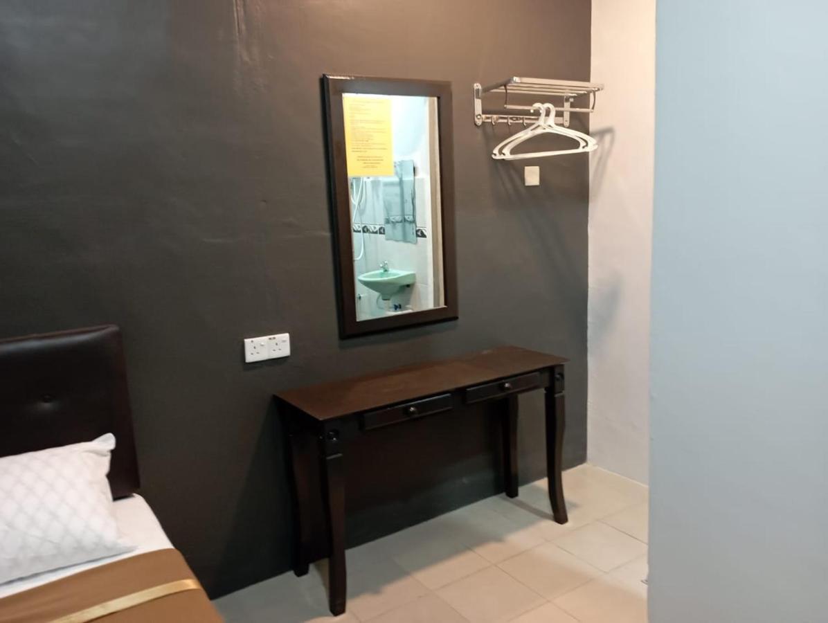 D Layaran Kuantan Lpt Exit 833 Hotel Ngoại thất bức ảnh